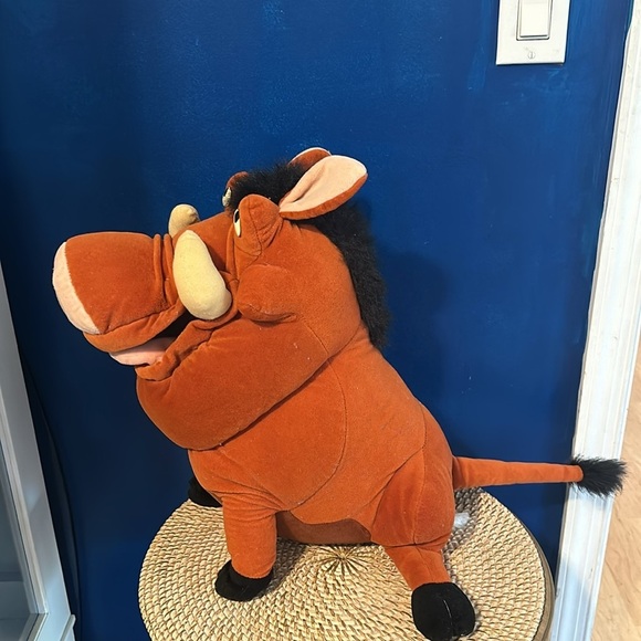 Vintage Disney Store The Lion King 18” Pumbaa Plush Stuffed Animal Toy - Picture 3 of 8